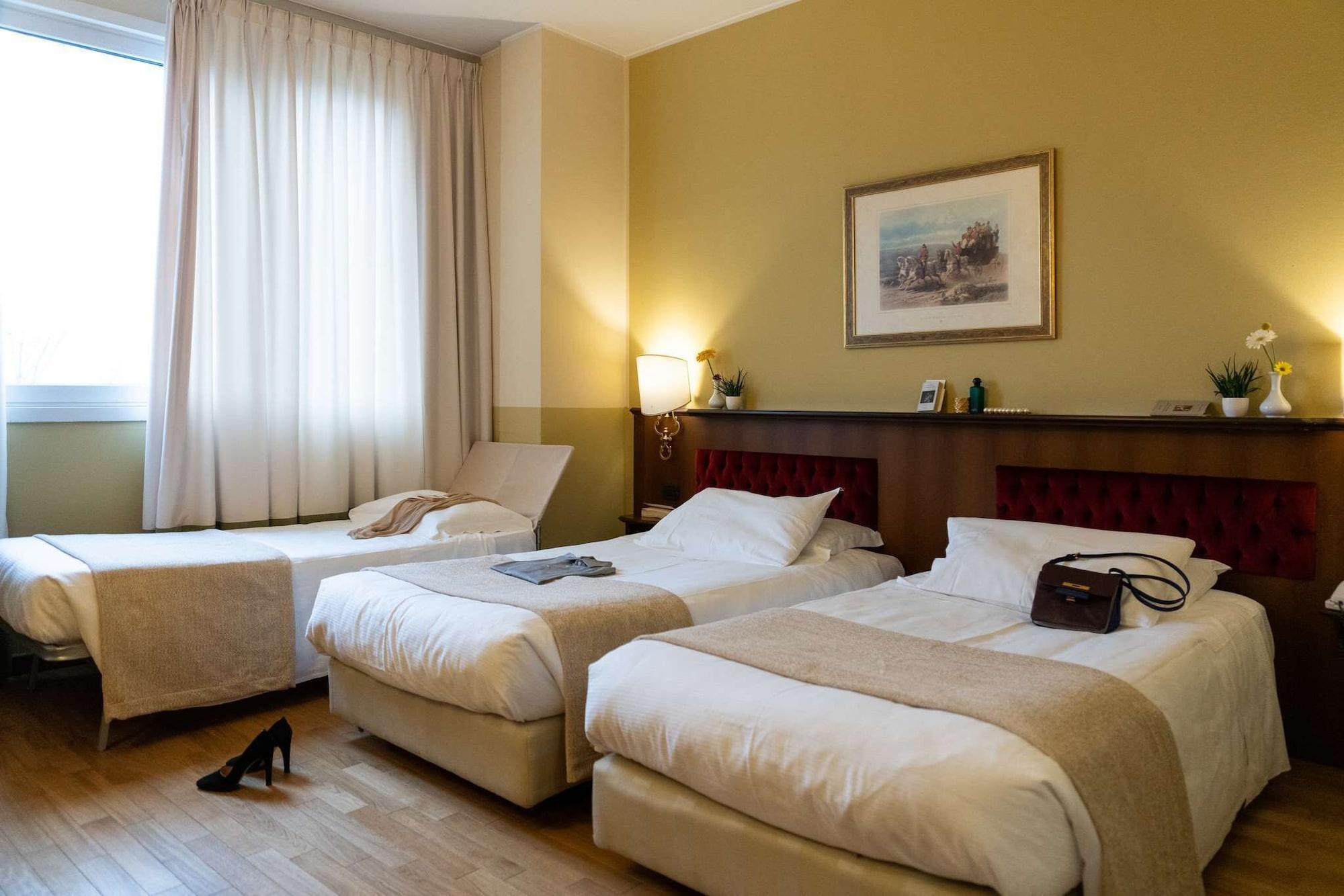 מילאנו Hotel Alga מראה חיצוני תמונה